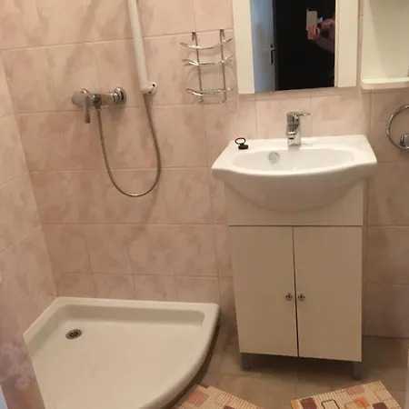 Szundivendeghaz Daire *